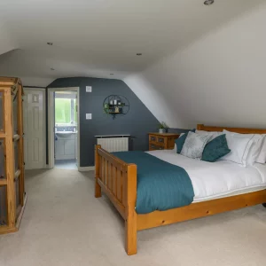 Large Bedroom